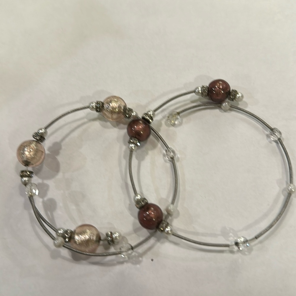 Set of 2 bangle bracelets